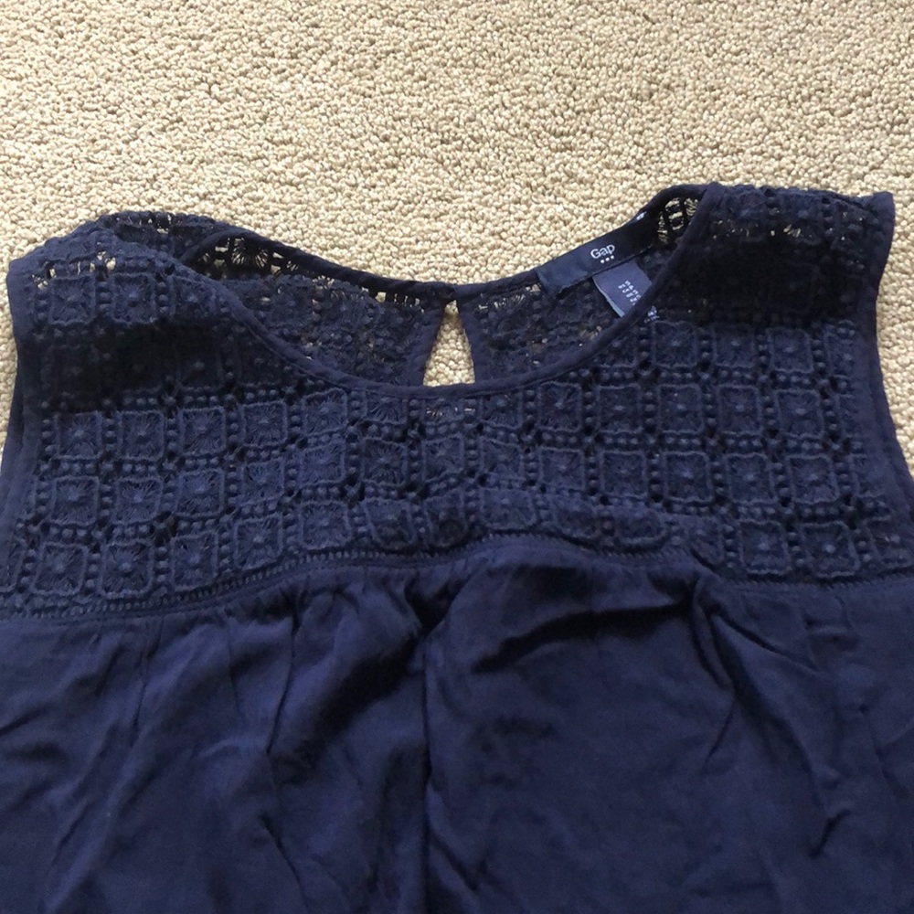 Gap Tank Top - Picture 2 of 2